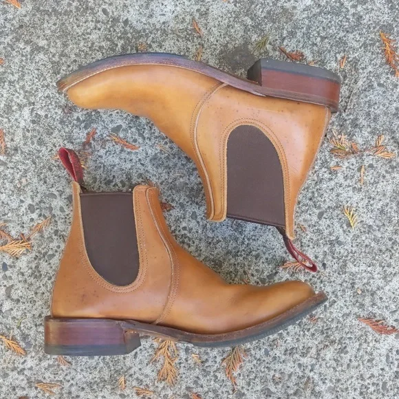 Red Wing boots - Picture 2 of 7